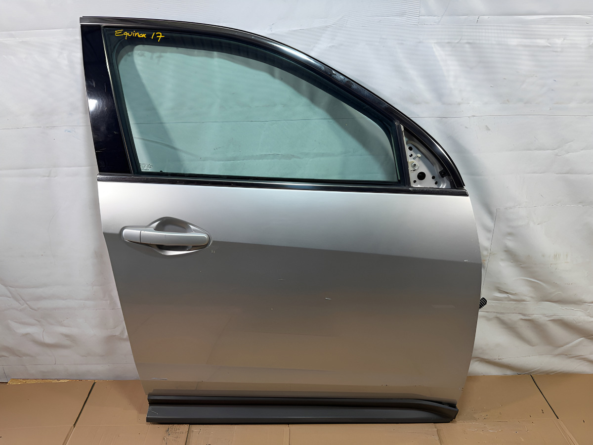 Chevrolet Equinox 2010 - 2017 Puerta Delantera Derecho Usado Original
