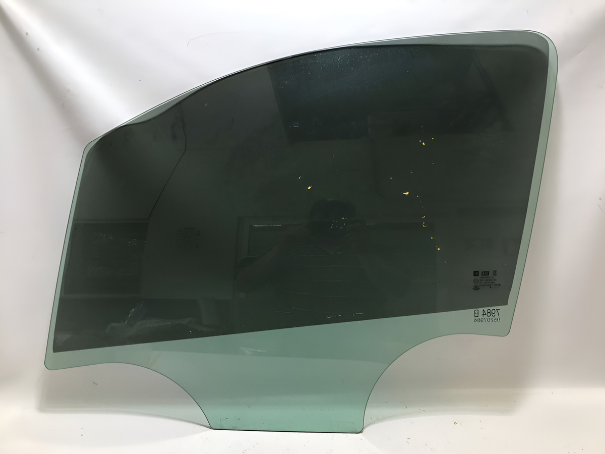 Vidrio De Puerta Delantera Izq Buick Encore 2013 Al 2020 - vista 1