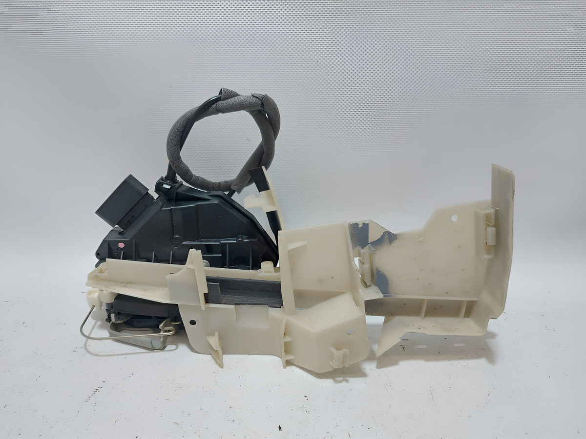 Ford Focus 2012-2018 Chapa Delantera Lado Izq
