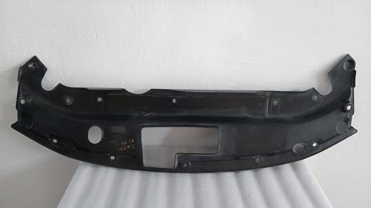 Tolva Superior De Marco Radiador Nissan Sentra 17-19