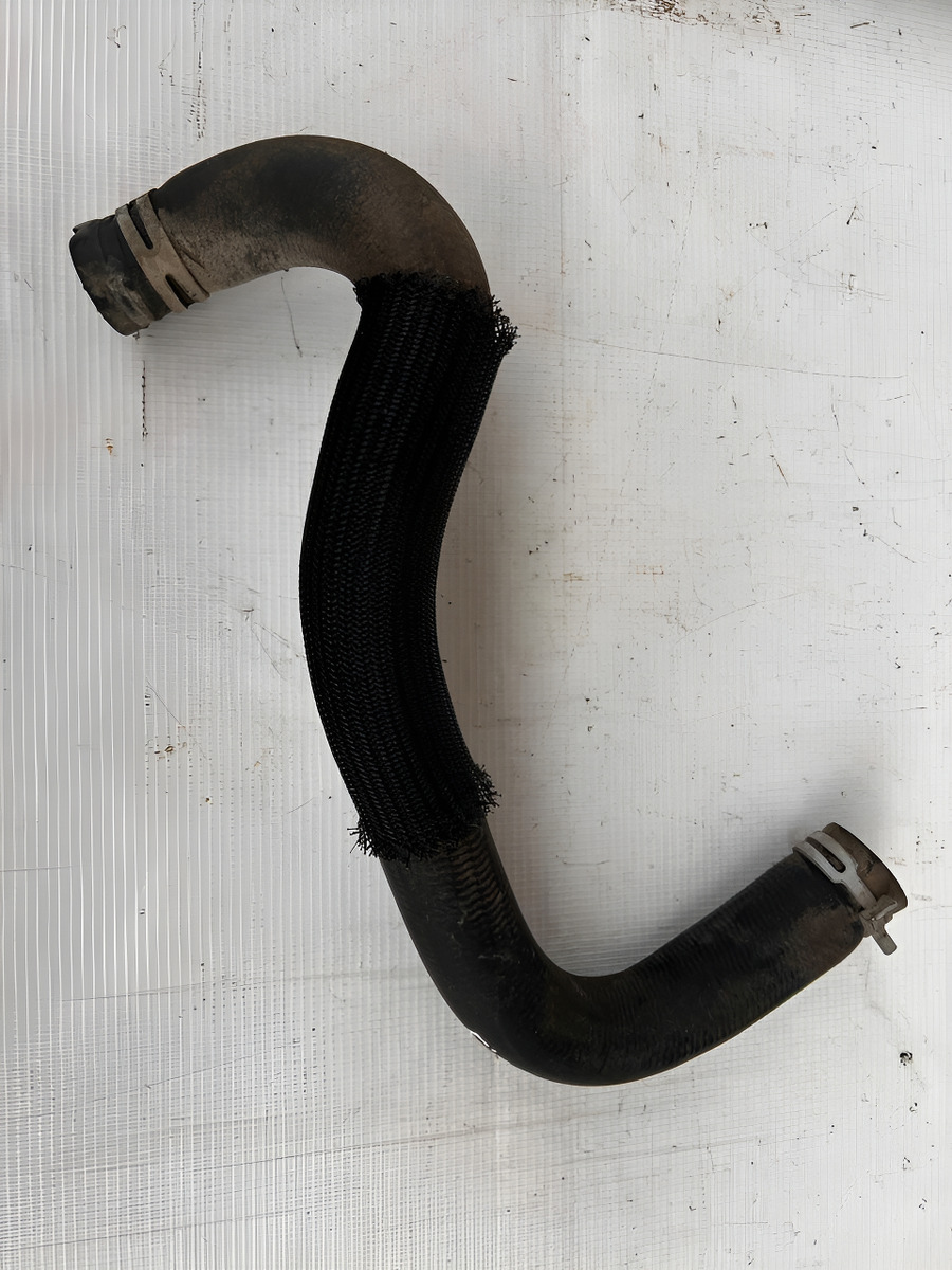 Manguera De Radiador Ford Figo 2016-2018 Usado Original