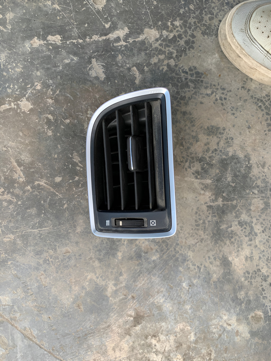 Suzuki Ciaz 2016-2020 Difusor Aire Derecho A/c