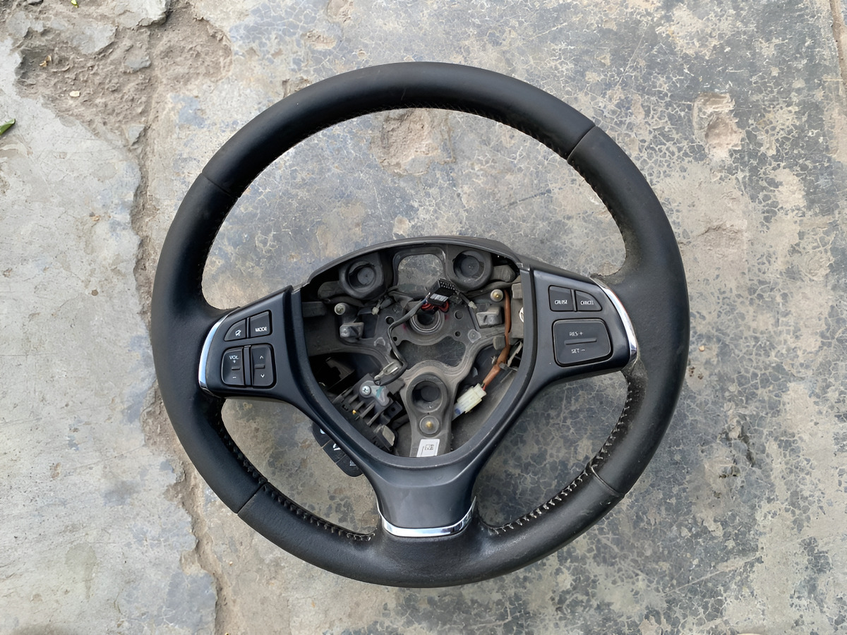 Suzuki Ciaz 2016-2020 Volante Control Audio