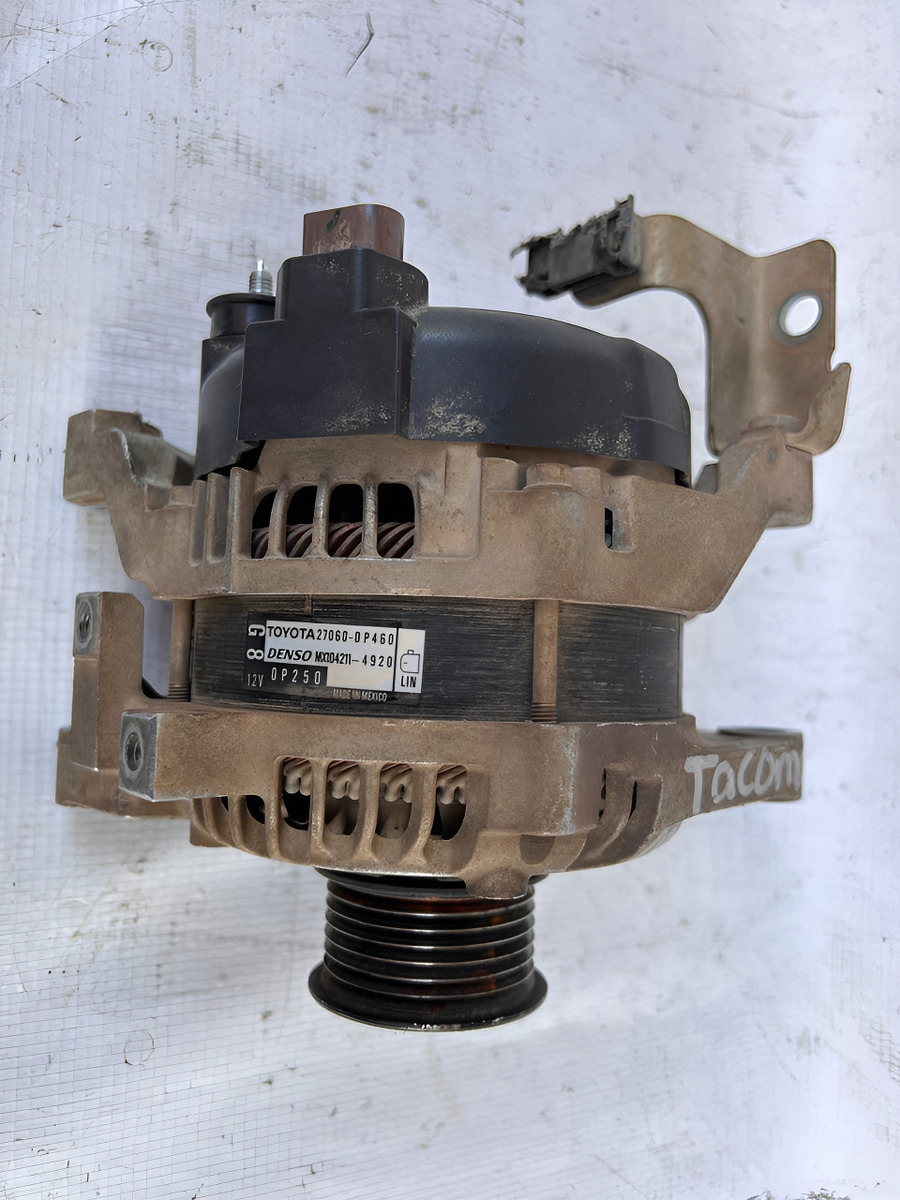 Alternador Toyota Tacoma 2016-2020 Usado Original