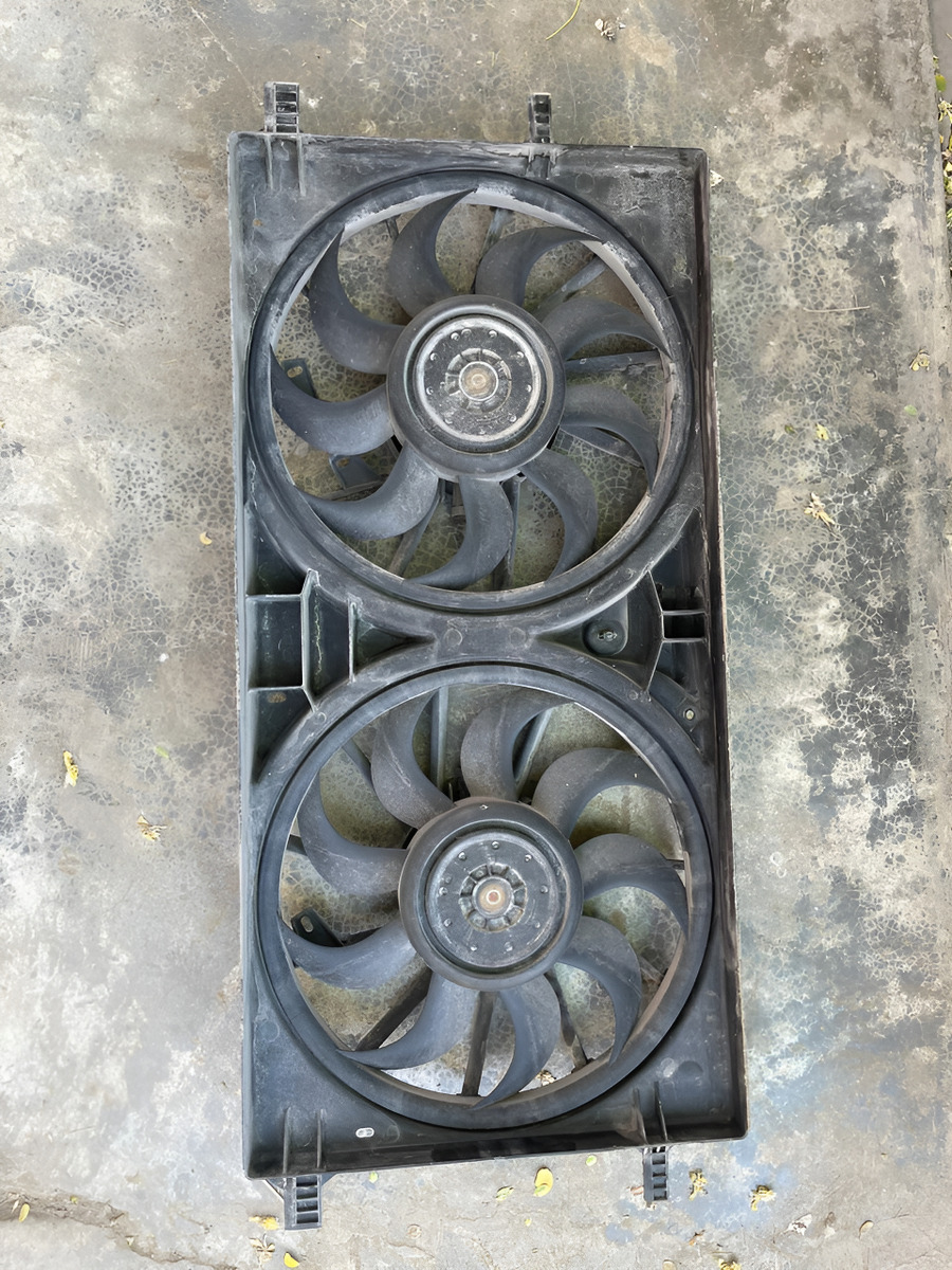 Renault Safrane 2012-2015 Motoventilador