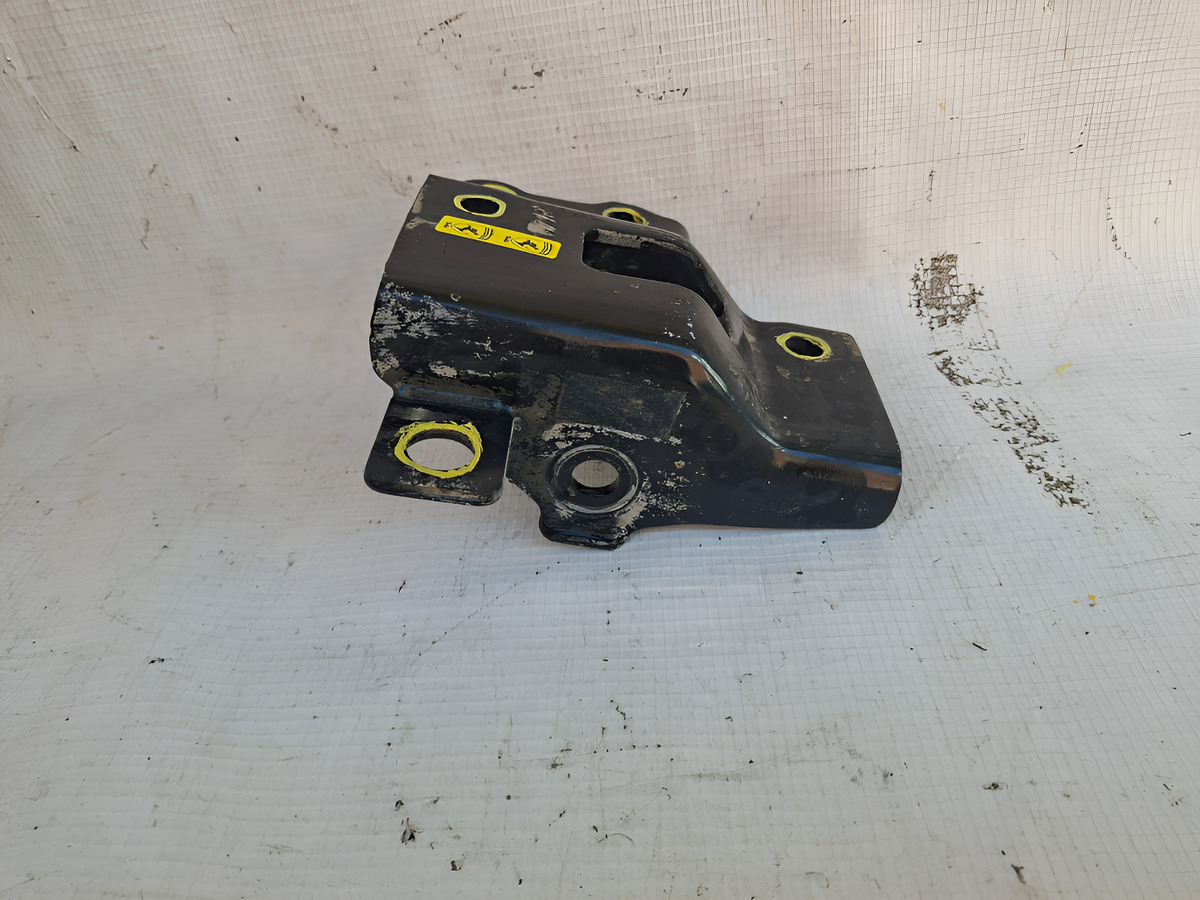 Base De Soporte Transmisión Kia Forte 2018 Usado Original - Negro