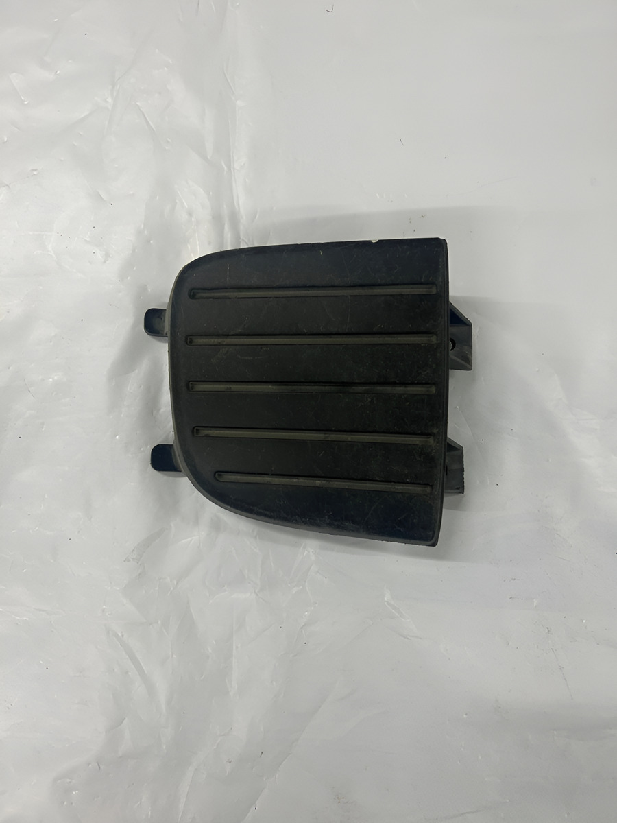 Rejilla Faro Niebla Derecho Nissan Pathfinder 96-02 Usado Or