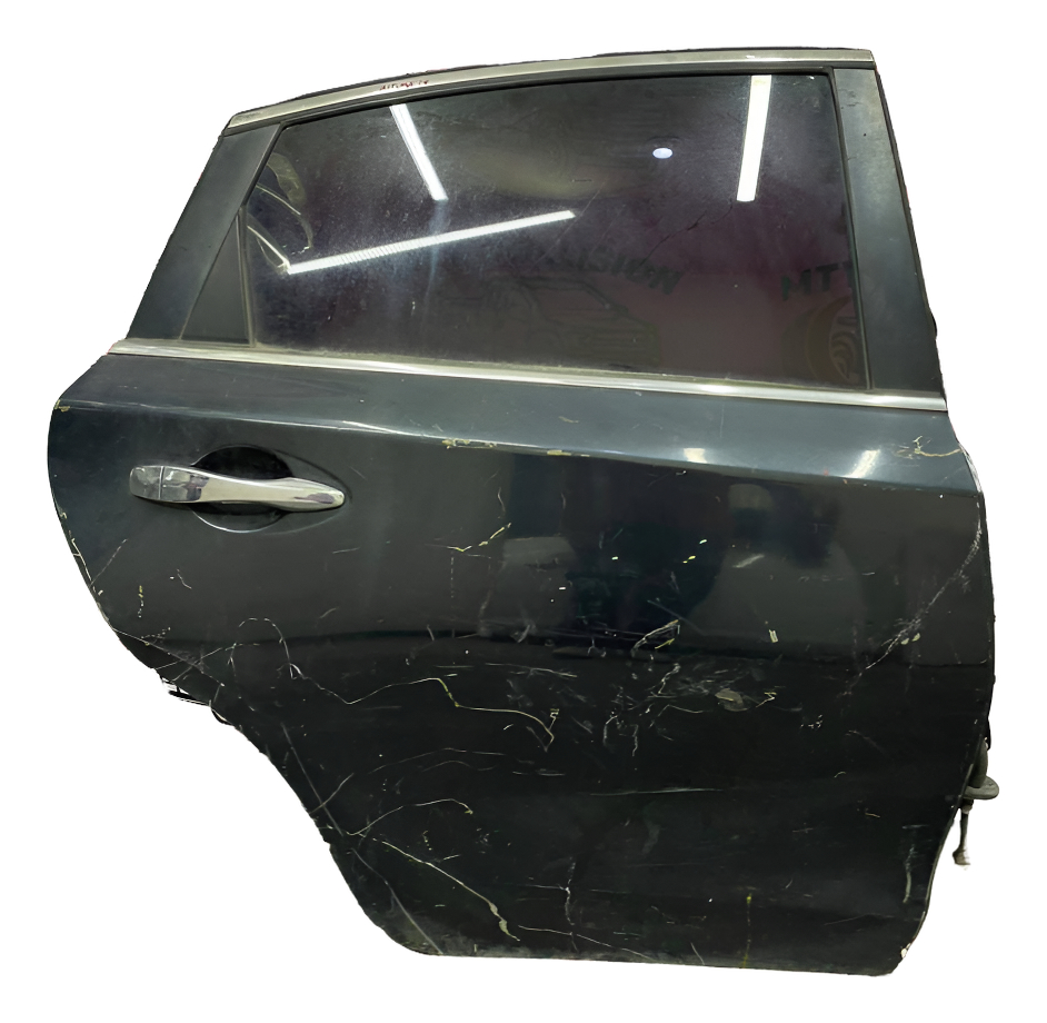 Nissan Altima 2013 - 2018 Puerta Trasera Derecho Usado Original - vista 1