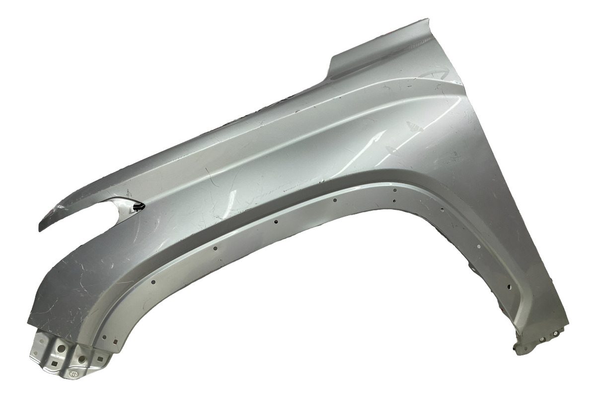 Toyota Tundra 2022 - 2025 Salpicadera Izquierdo Usado Original