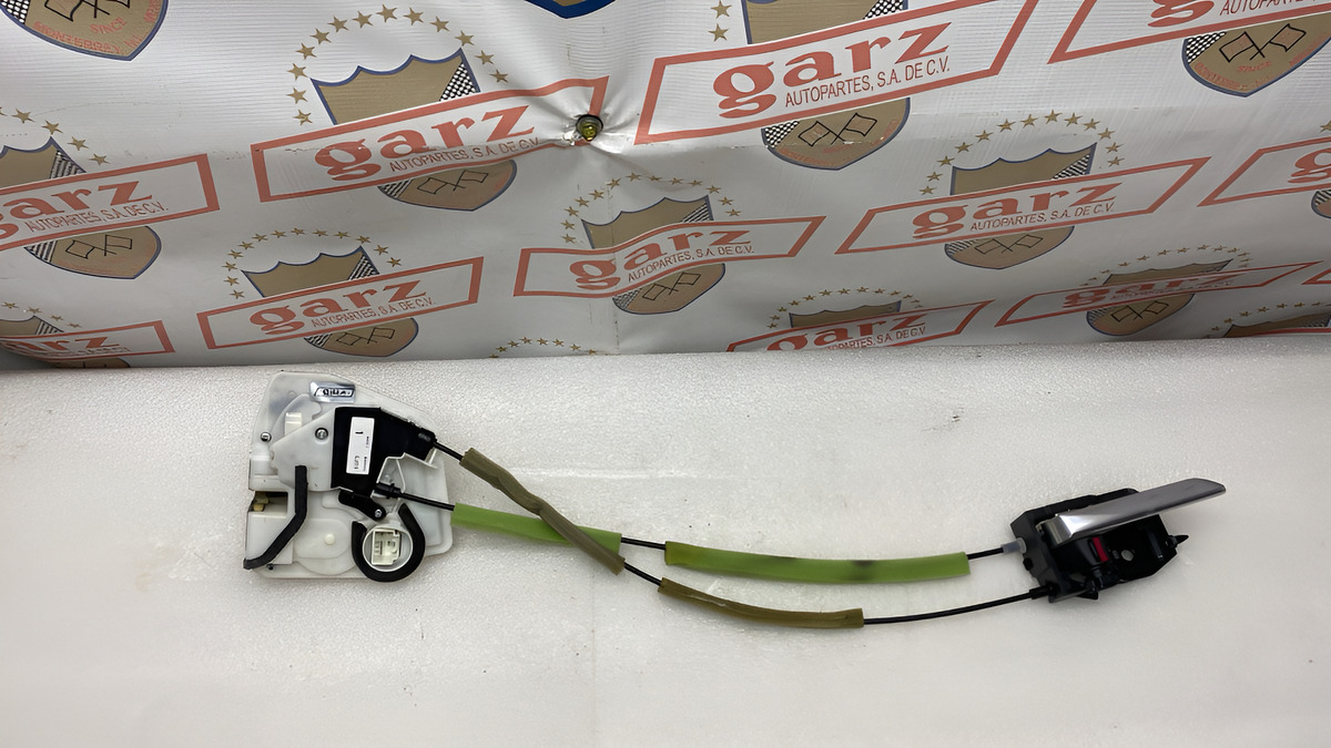 Chapa Puerta Trasera Derecha Mazda 5 13 Al 17