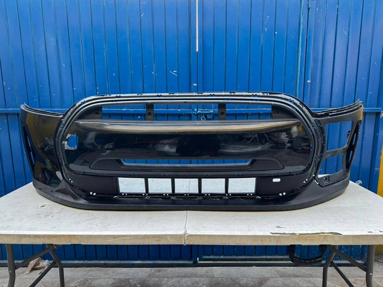Mini Cooper 2022 - 2024 Fascia Delantera Usado Original