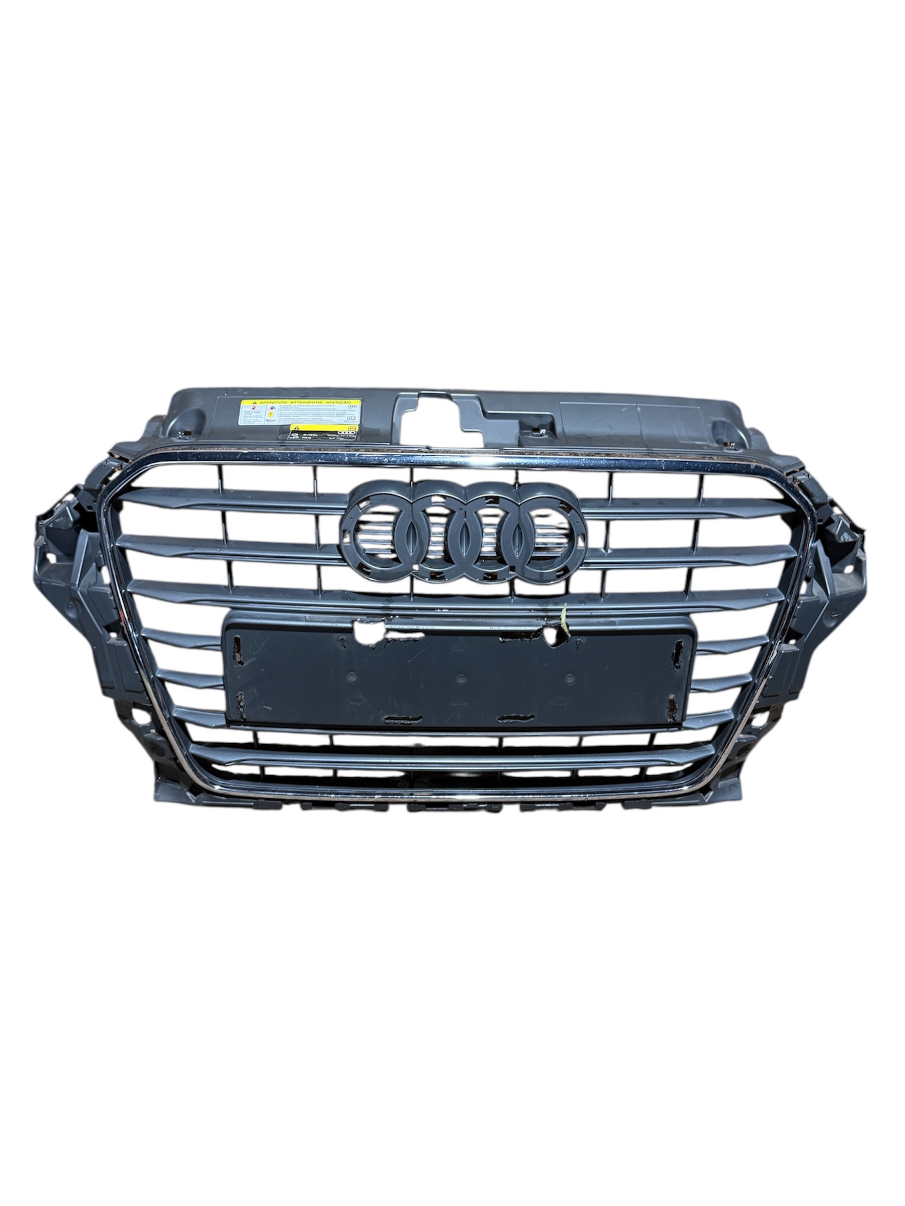 Audi A3 2017 - 2019 Parrilla Delantera Usado Original - vista 1
