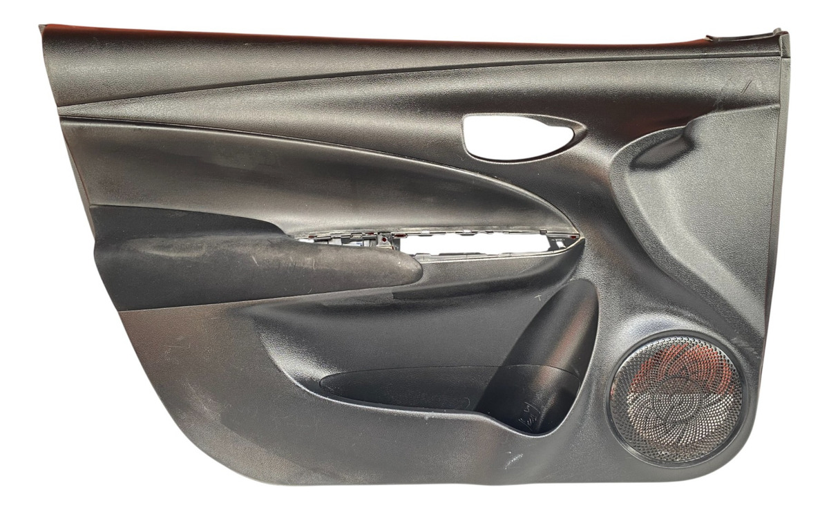 Vestidura Puer Delan Izq Yaris Core 18 19 20 21 67738-x1v21