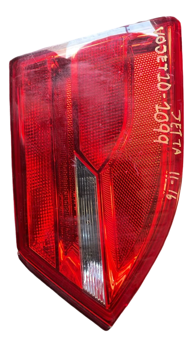 Intercalavera Izq C/det Vw Jetta 2010-2014 Generica
