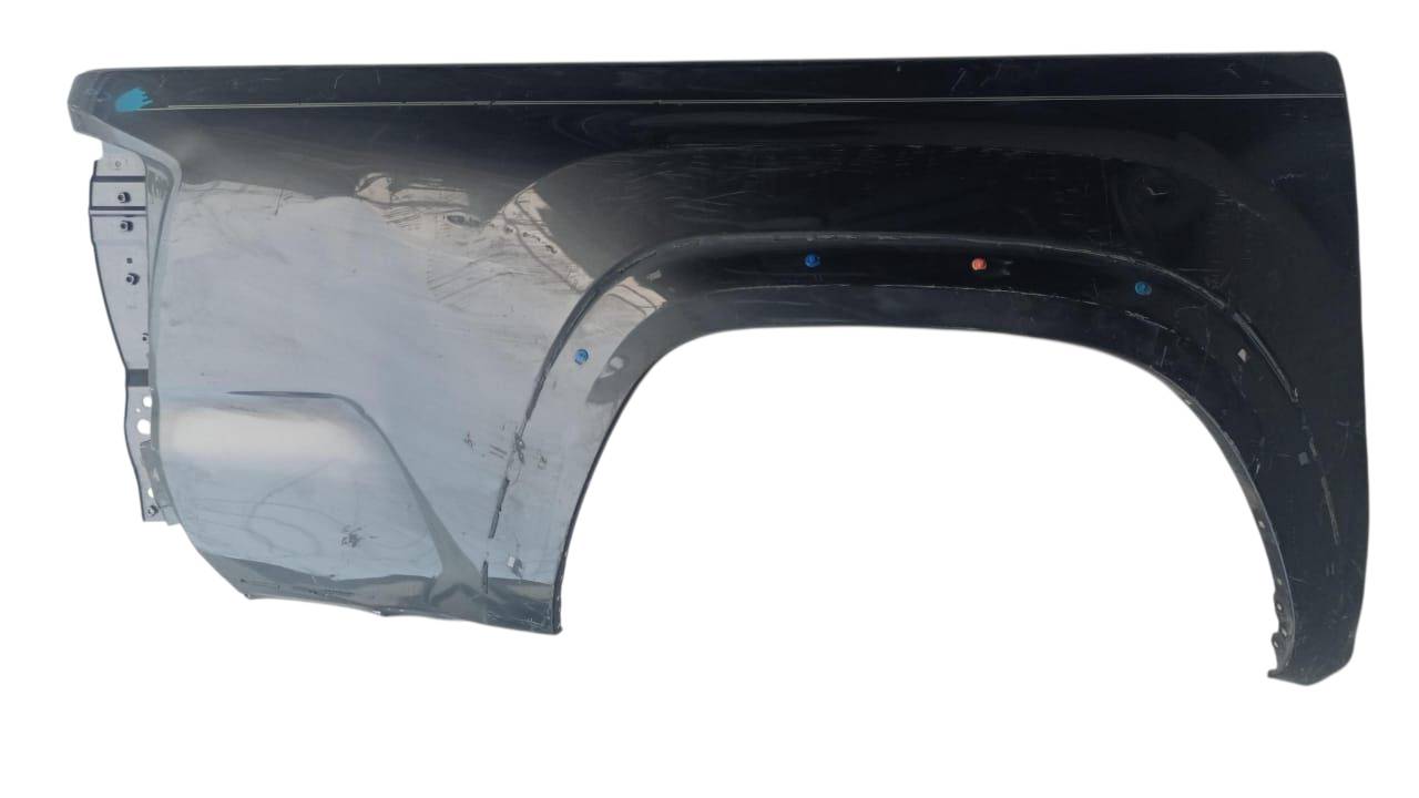 Toyota Tacoma 2016 - 2023 Costados Laterales Derecho Usado Original