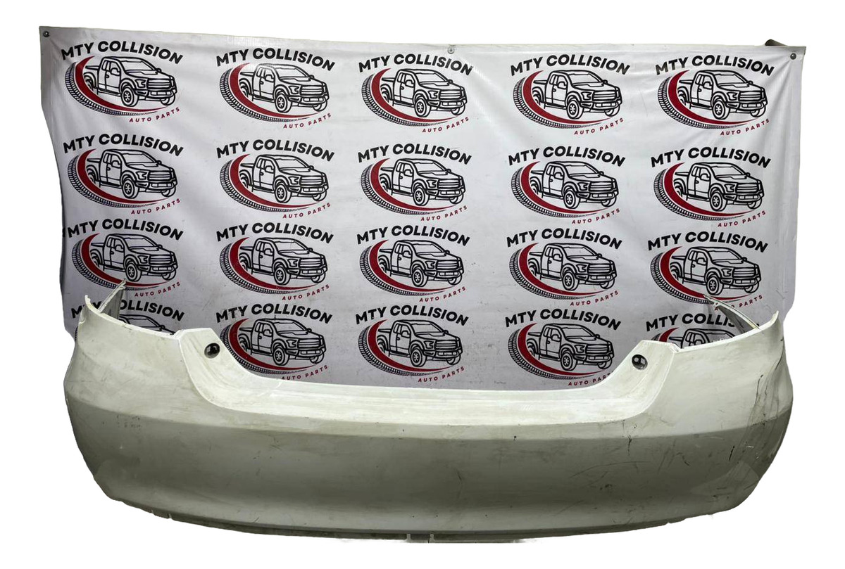 Toyota Camry 2015 - 2016 Fascia Trasera Usado Original