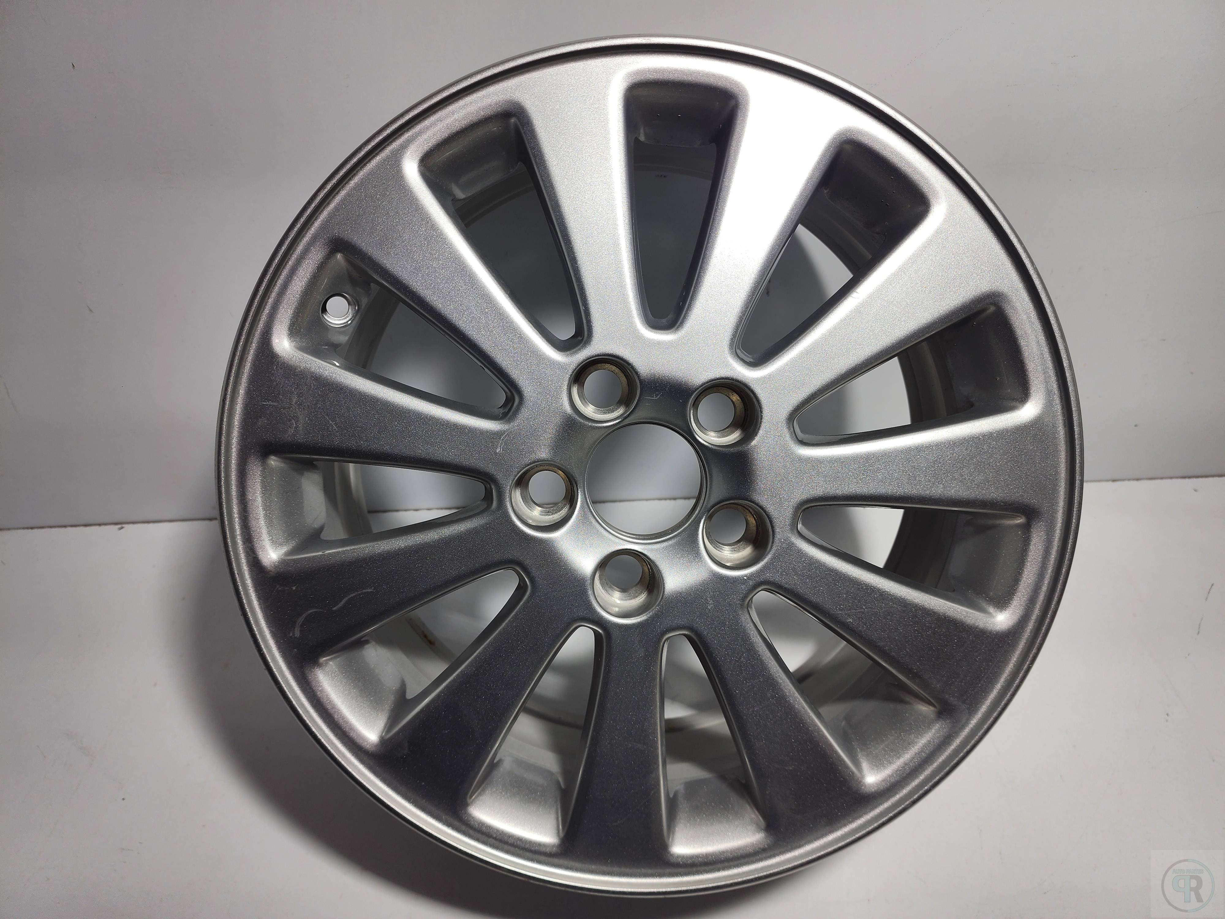 Volvo V40 2000 - 2013 Rin Usado Original