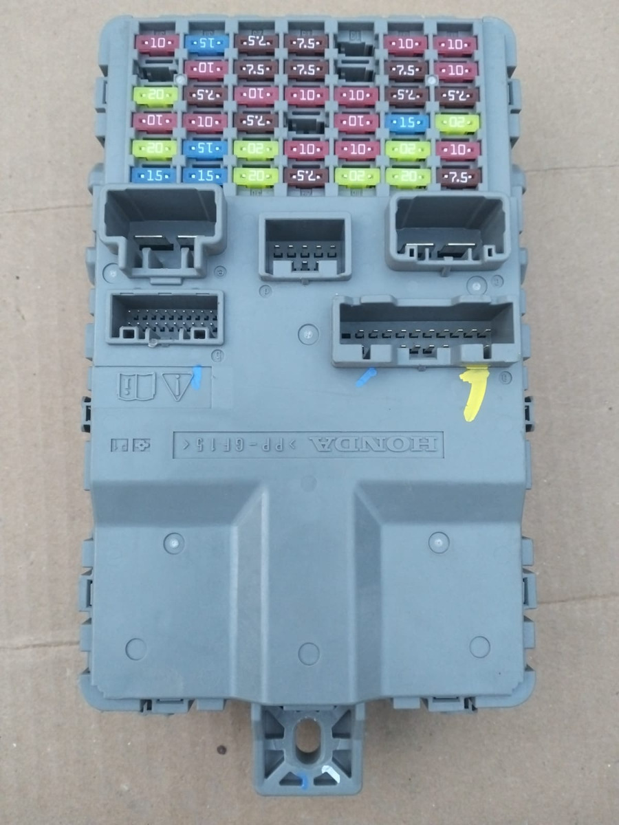 Honda Br-v 2024-2025 Modulo Fusibles Interior