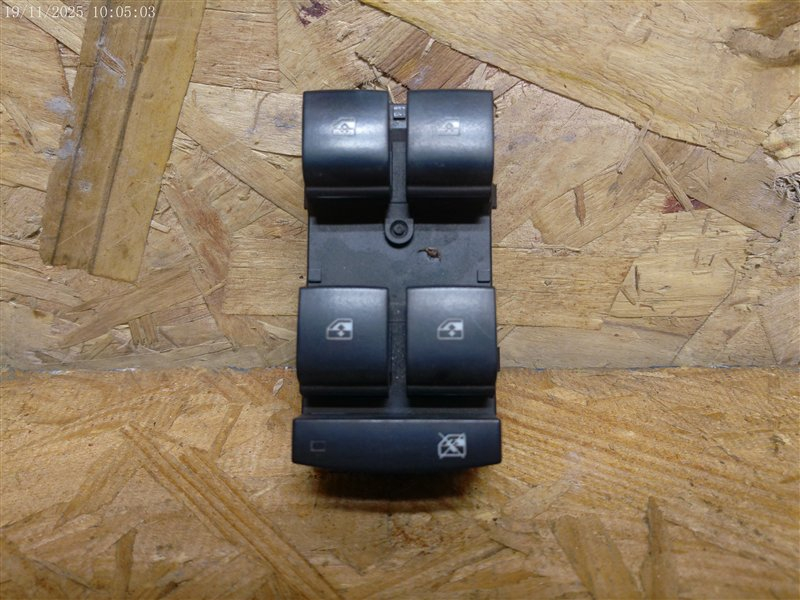 Chevrolet Equinox 2010 - 2017 Interruptores para vidrios Delantera Izquierdo Usado Original