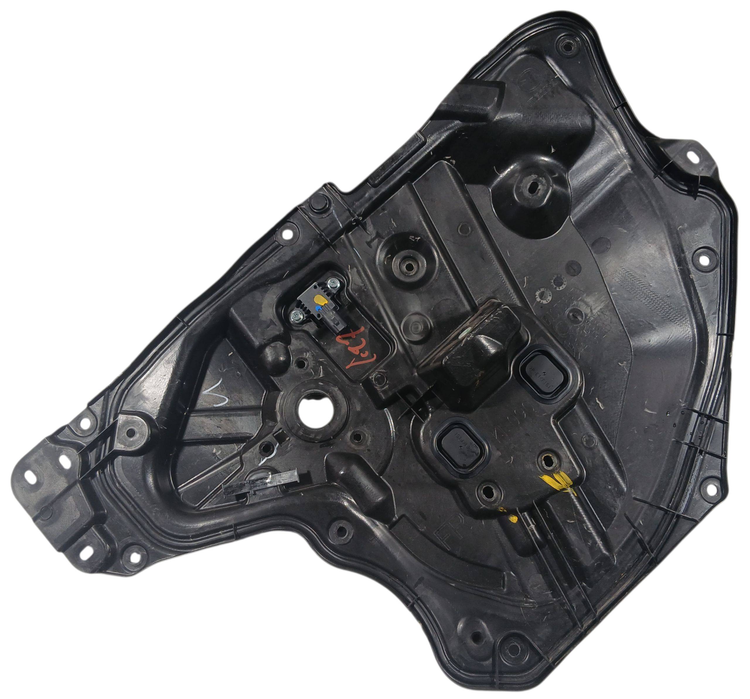 Mazda 3 2014 - 2018 Tapiceria Delantera Derecho Usado Original