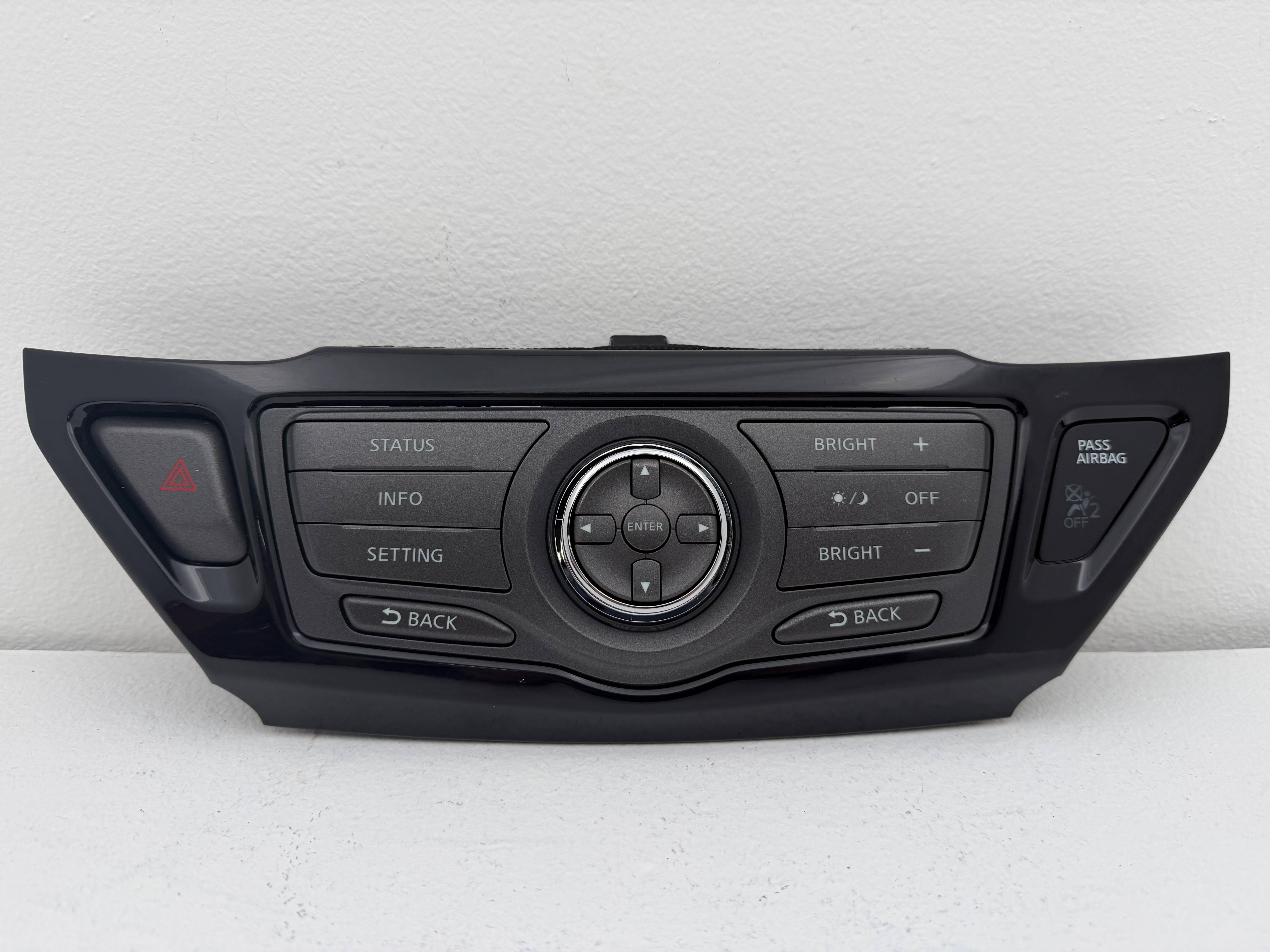 Nissan Pathfinder 2013 - 2016 Control de Clima Usado Original
