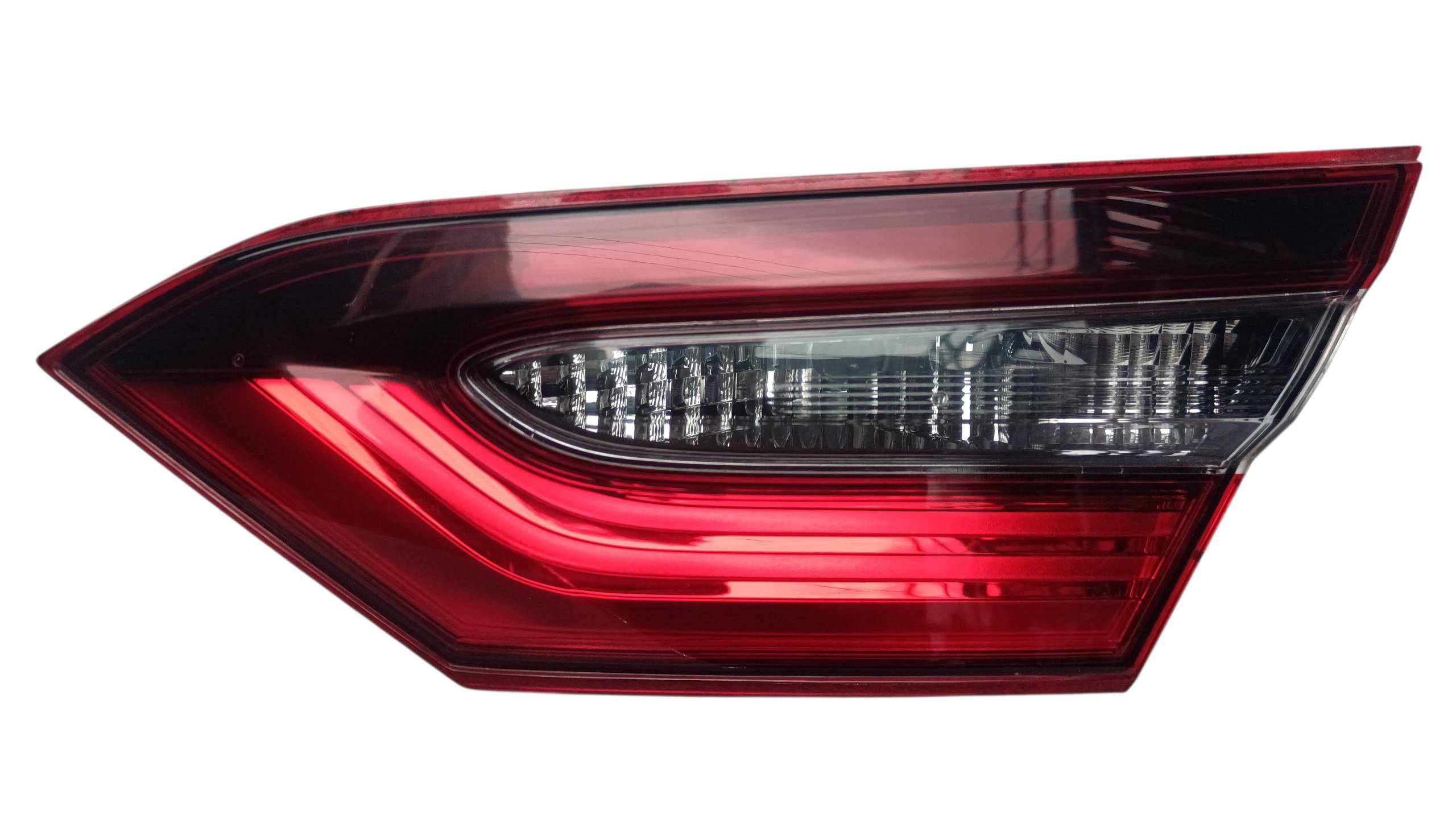 Toyota Camry 2018 - 2023 Intercalavera Derecho Usado Original