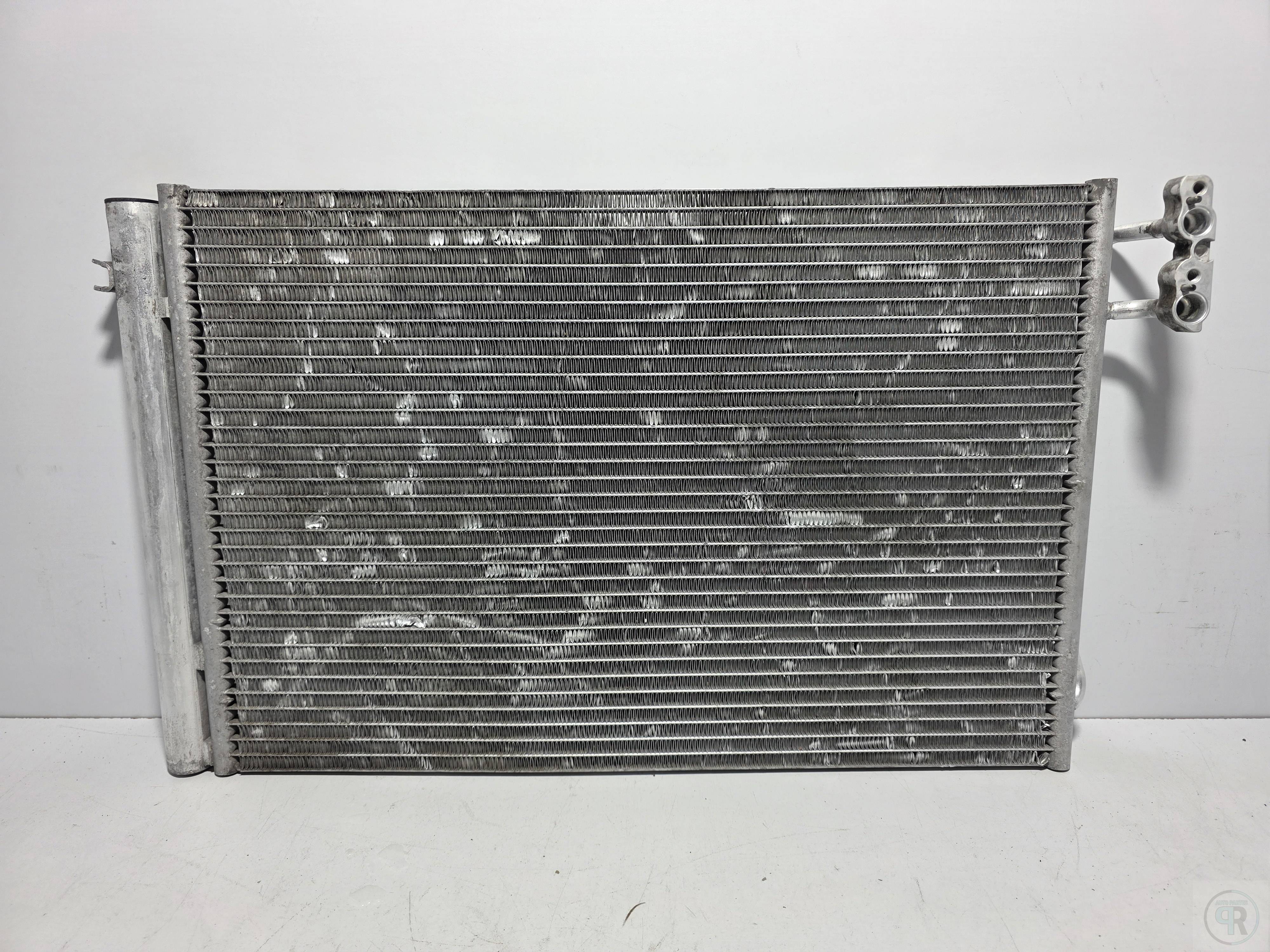 Bmw Serie 3 2007 - 2013 Condensador Delantera Usado Original
