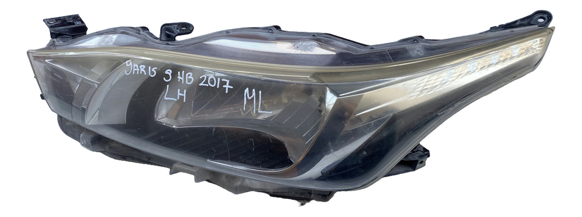 Faro Izquierdo Toyota Yaris S Hb 2017 2018 Sano Solo Pulir