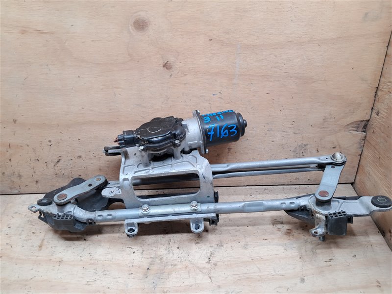 Mazda 3 2010 - 2013 Motores de Limpiaparabrisas Autos y Camionetas Delantera Usado Original