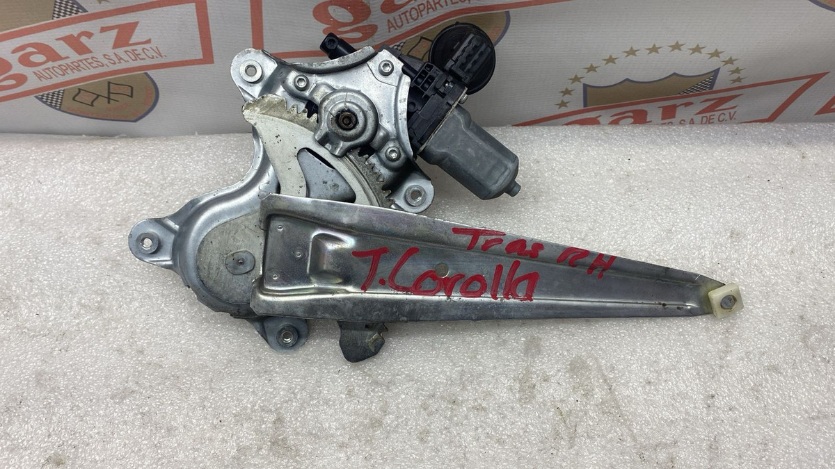 Toyota Corolla 2009 - 2013 Eléctricos Trasera Derecho Usado Original