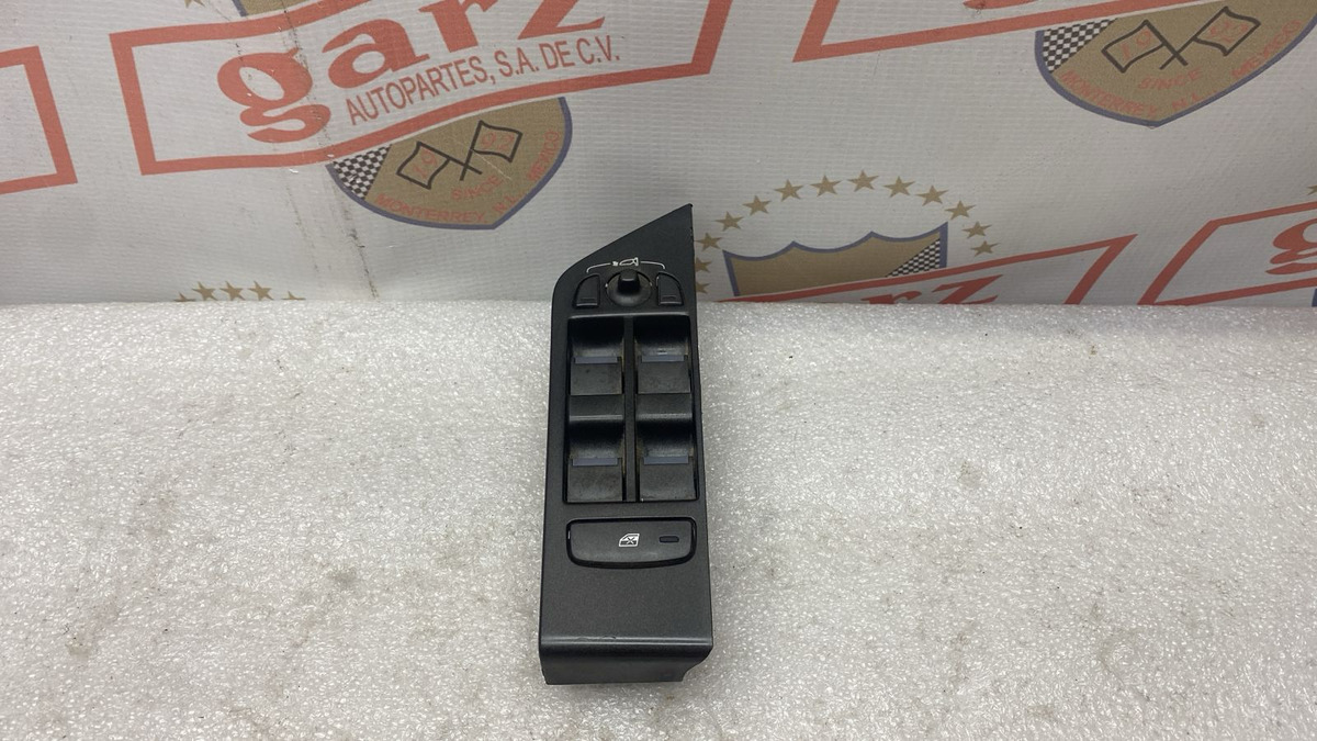 Land rover Range rover 2012 - 2019 Control de puerta Usado Original