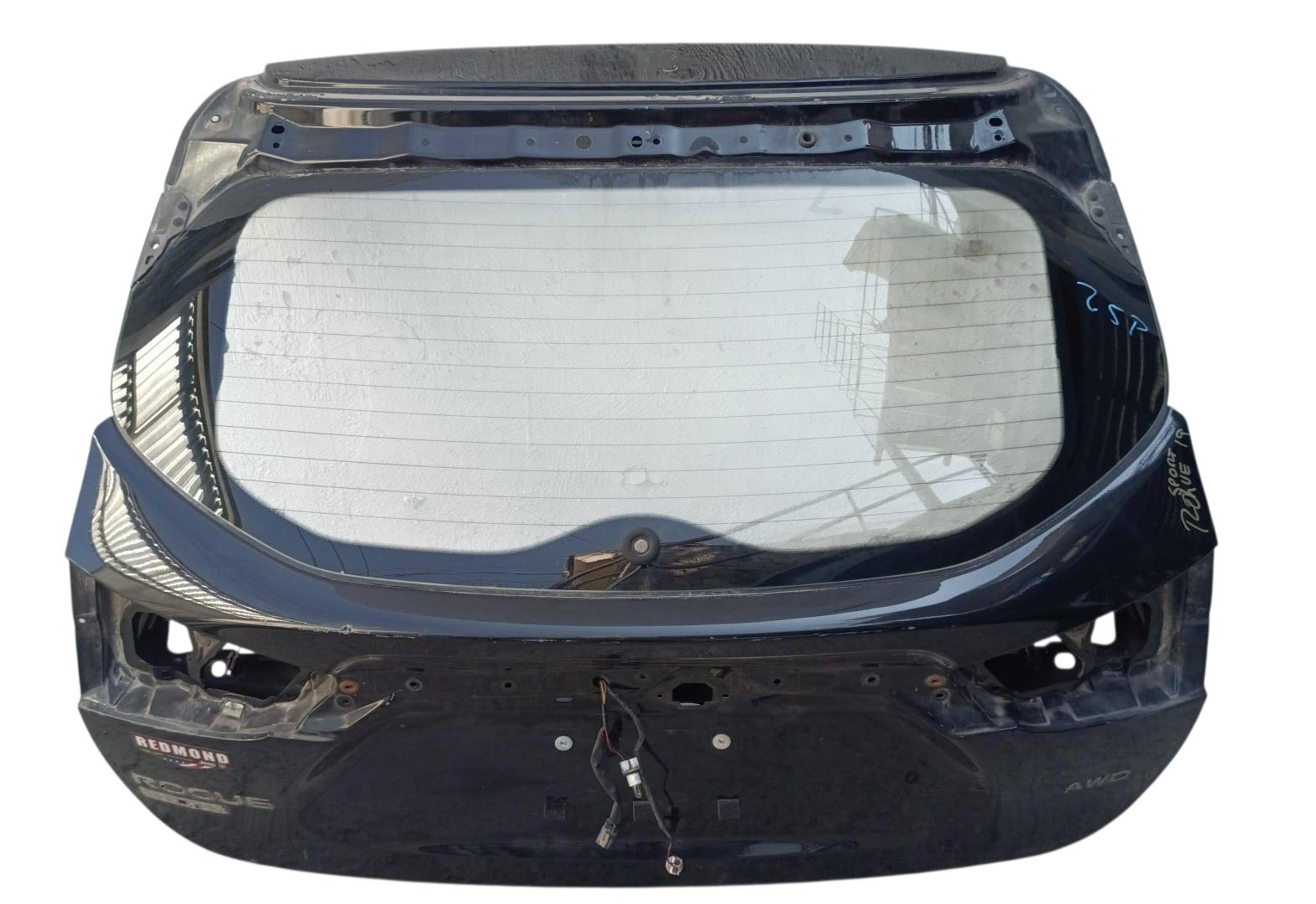 Nissan Rogue 2015 - 2020 Tapa de Caja Usado Original