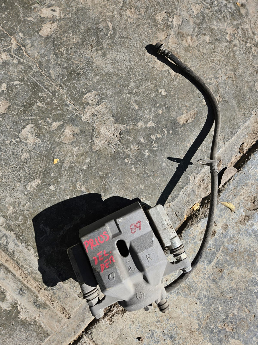 Toyota Prius 2016-2023 Caliper Delantero Derecho