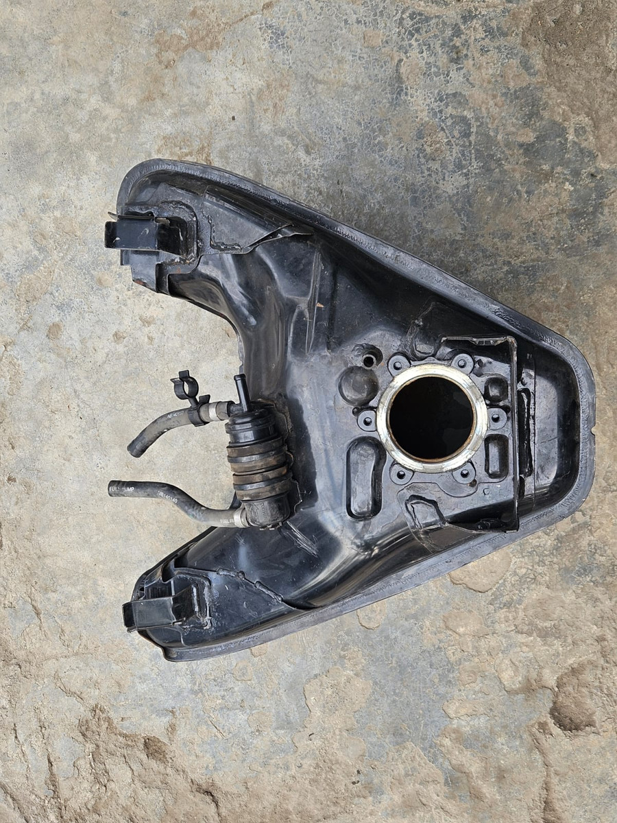 Suzuki Gixxer 250 2020-2025 Tanque Gasolina