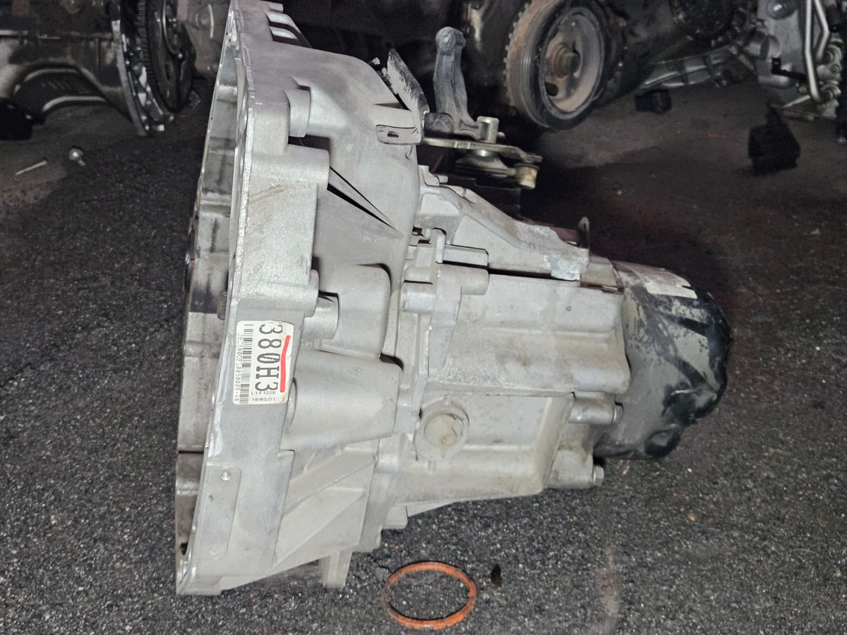 Nissan Kicks 2021-2024 Transmision Standard