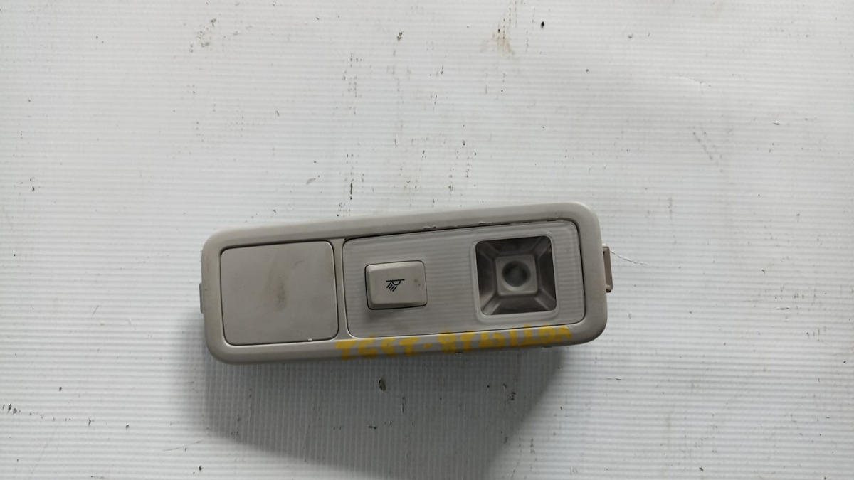 Lampara Interna Central Der Vw Tiguan 2018-2024