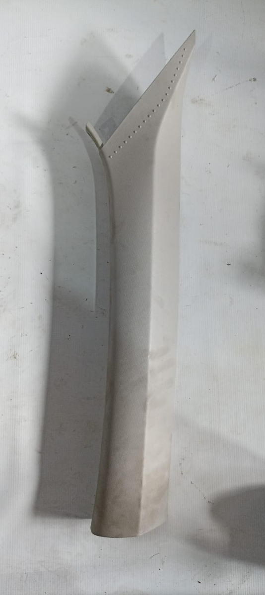 Moldura Poste Interior Del Der Vw Tiguan 2018-2024