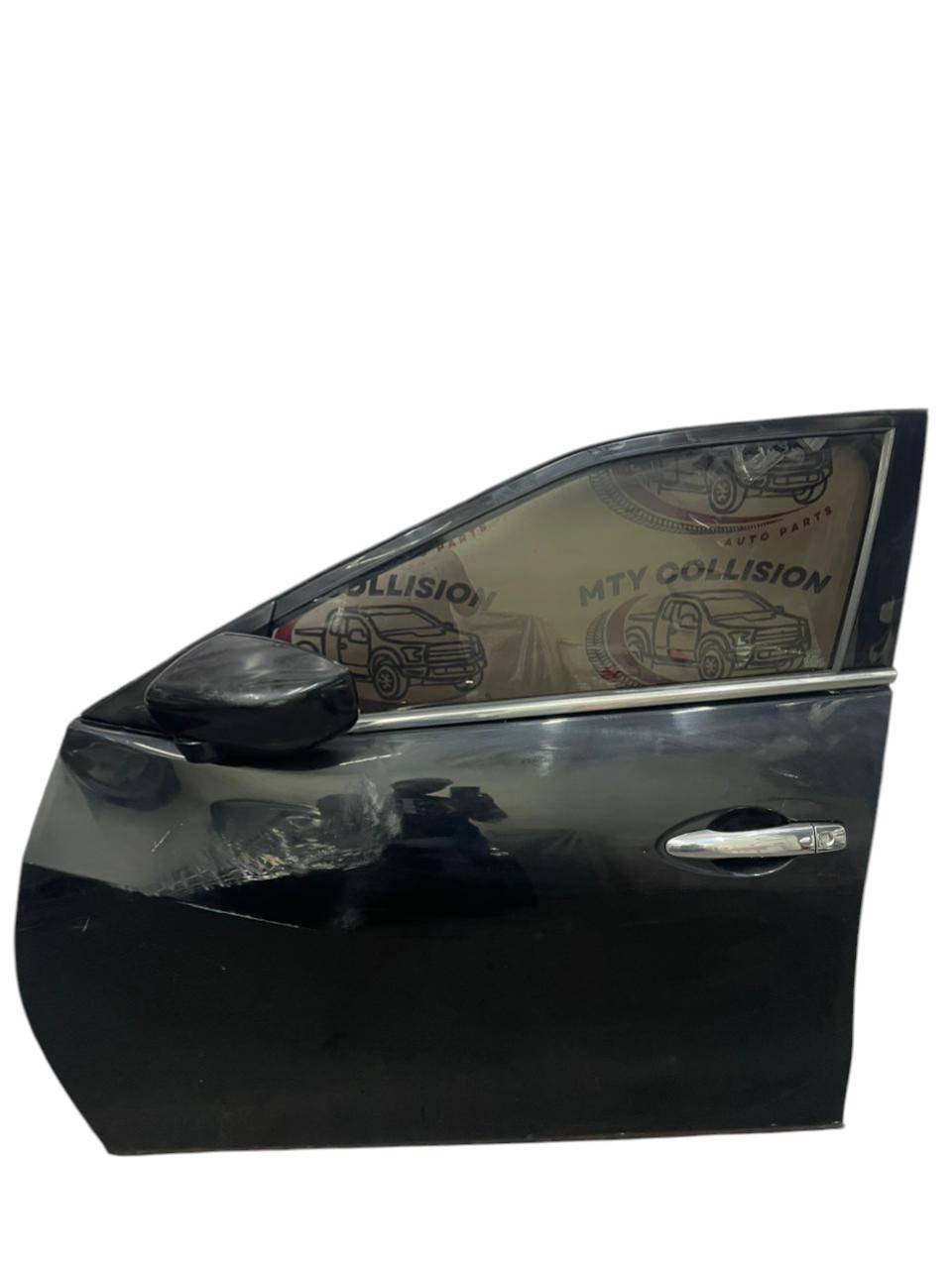 Nissan Maxima 2016 - 2021 Puerta Delantera Izquierdo Usado Original