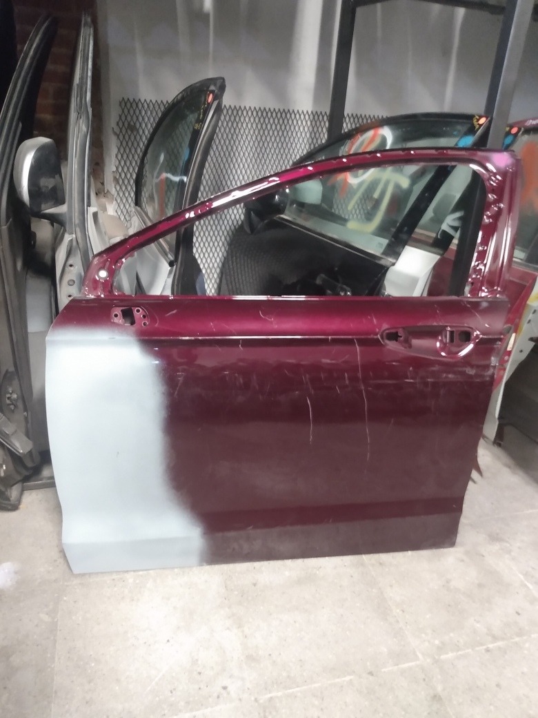 Puerta Delantera Izquierda Ford Fusion 2013-2019 Usada Orig Delantera Izquierda Bordó - vista 1