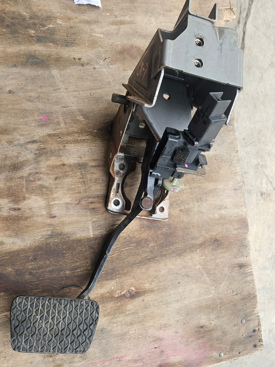Mazda Cx-7 2007-2012 Pedal De Freno