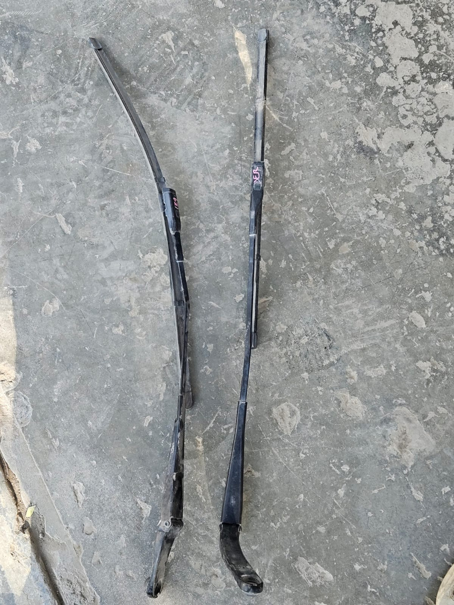Audi A5 2010-2015 Brazos Limpiabrisas