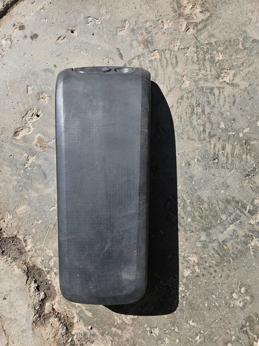 Mazda Cx-7 2007-2012 Descansabrazos Original