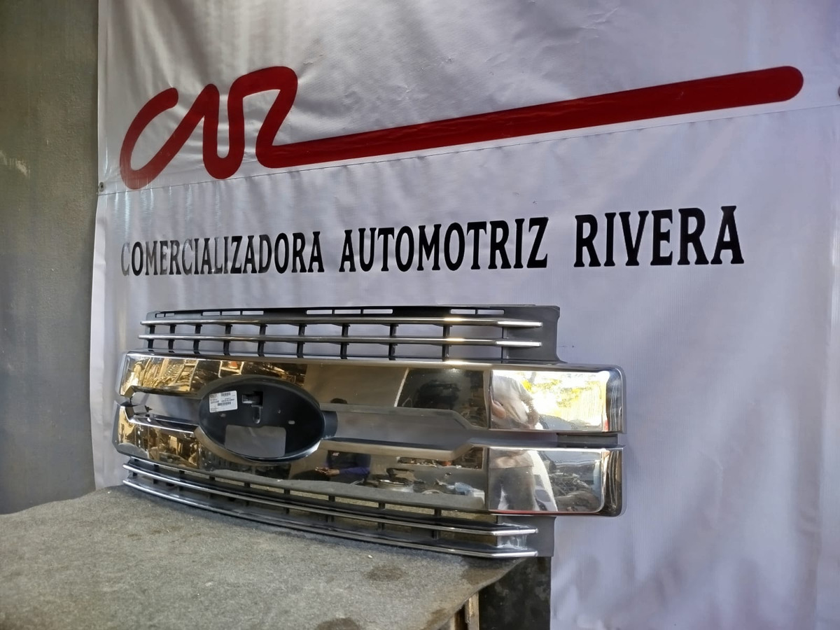 Parrilla F250 Super Duty 2018 Ford Plateado Brillante