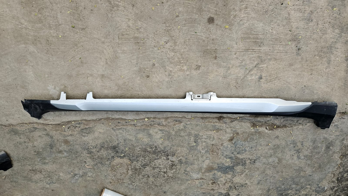 Honda Brv 2024-2026 Estribo Derecho Detalle
