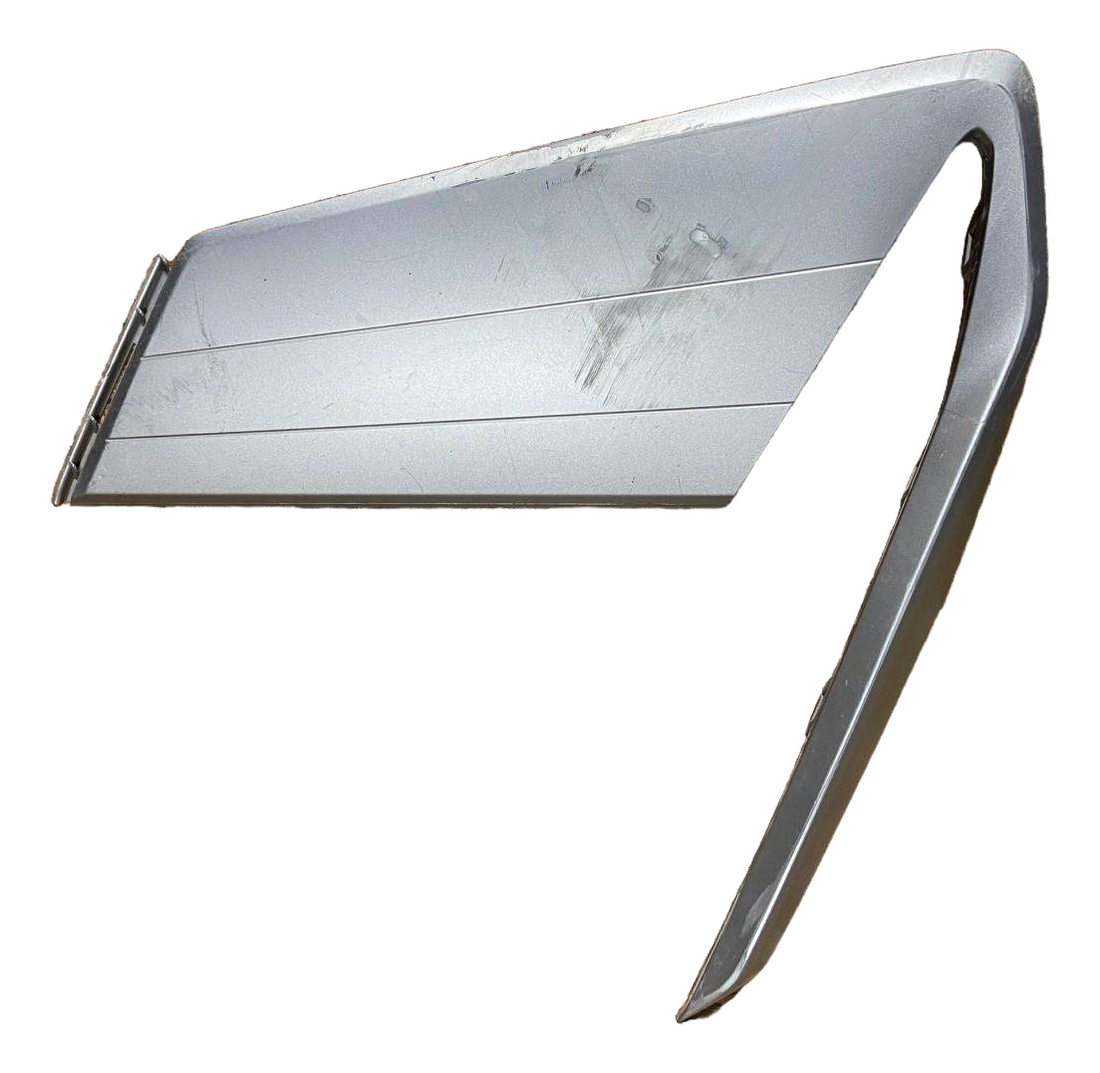 Geely coolray 2024 - 2026 Moldura para defensa Delantera Izquierdo Usado Original