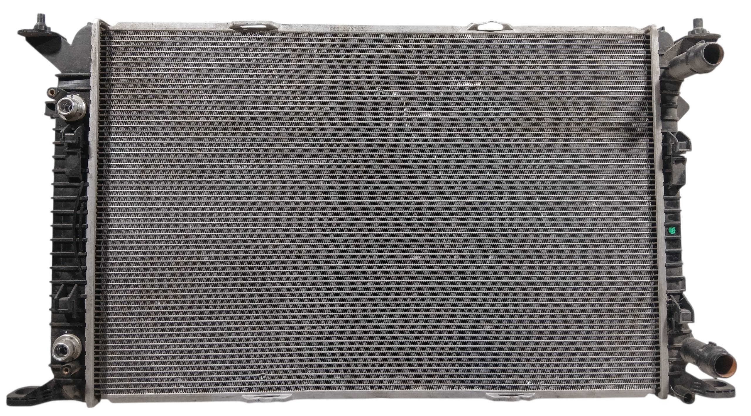 Audi A5 2008 - 2016 Radiador Delantera Usado Original
