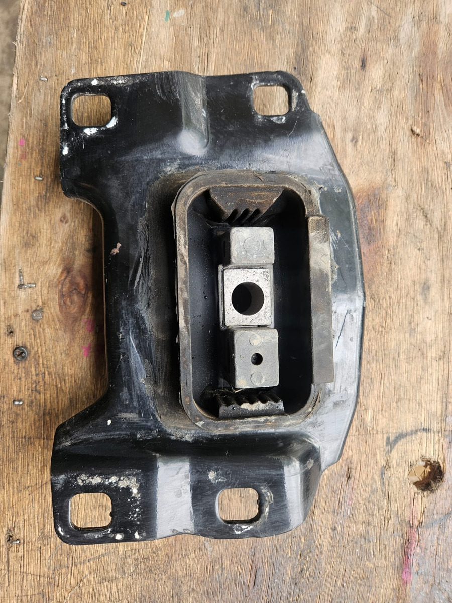 Ford Focus Europa 2009-2011 Soporte De Transmision