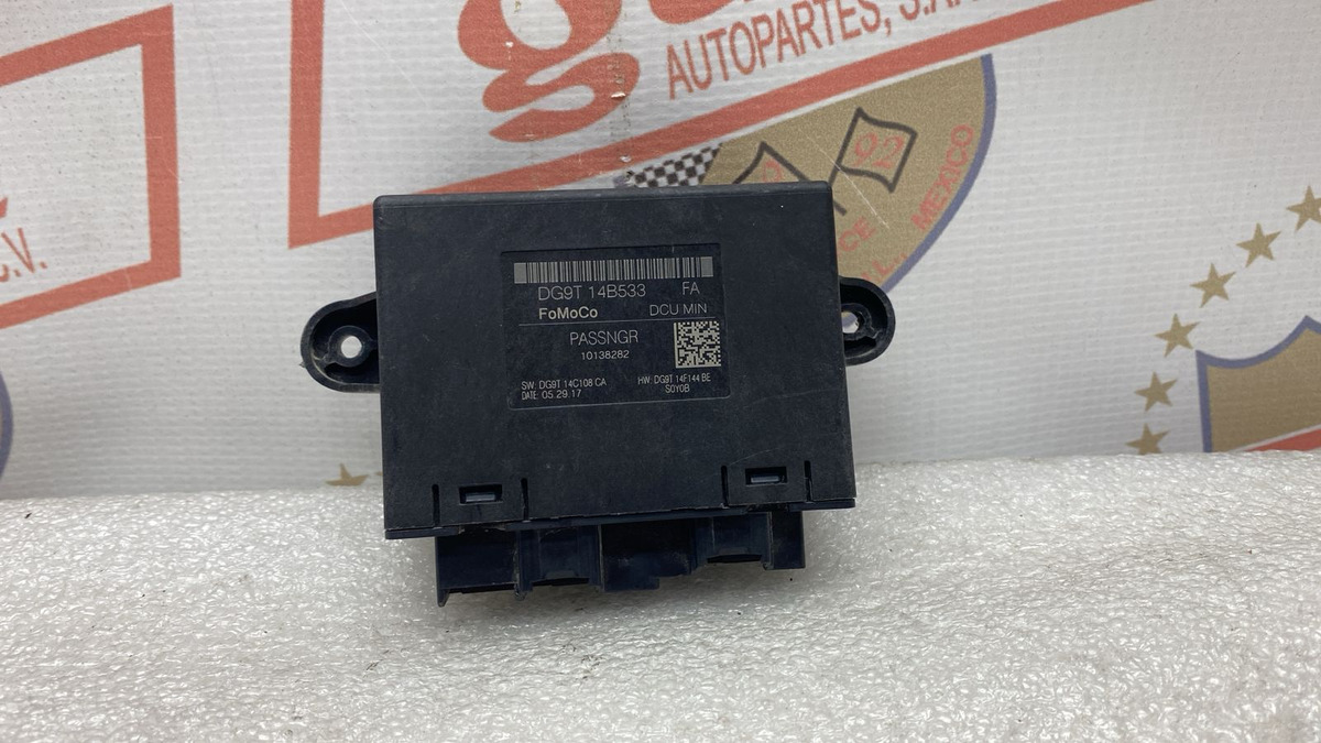 Ford Fusion 2013 - 2018 Computadora Delantera Derecho Usado Original