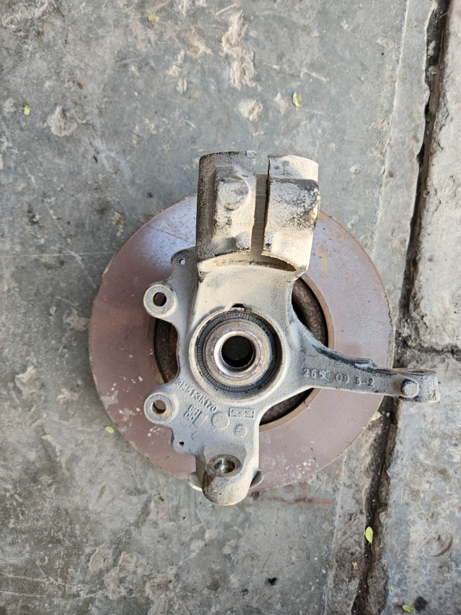 Ford Focus Europa 2009-2011 Mango Delantero Derecho