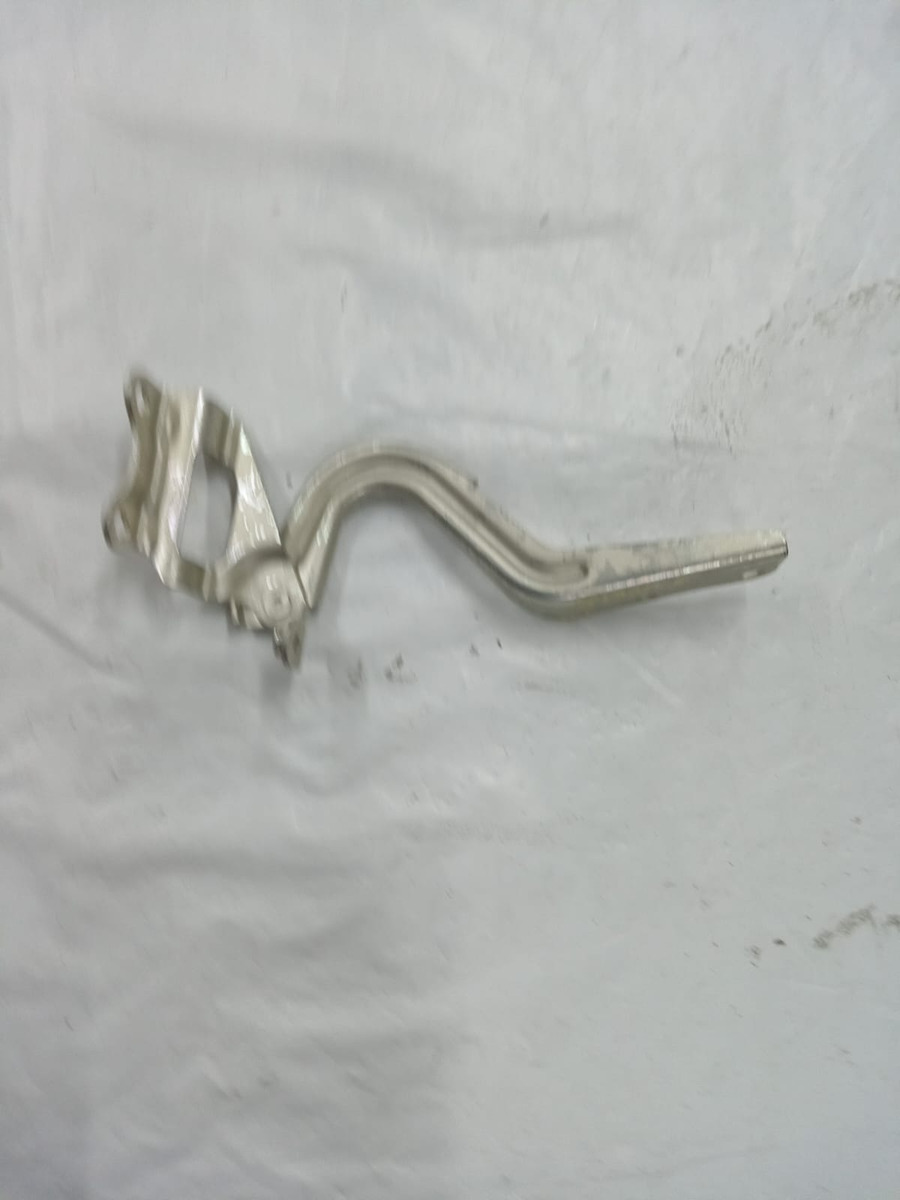 Bisagra De Cofre Izquierda Para Toyota Avanza 2016/2021.